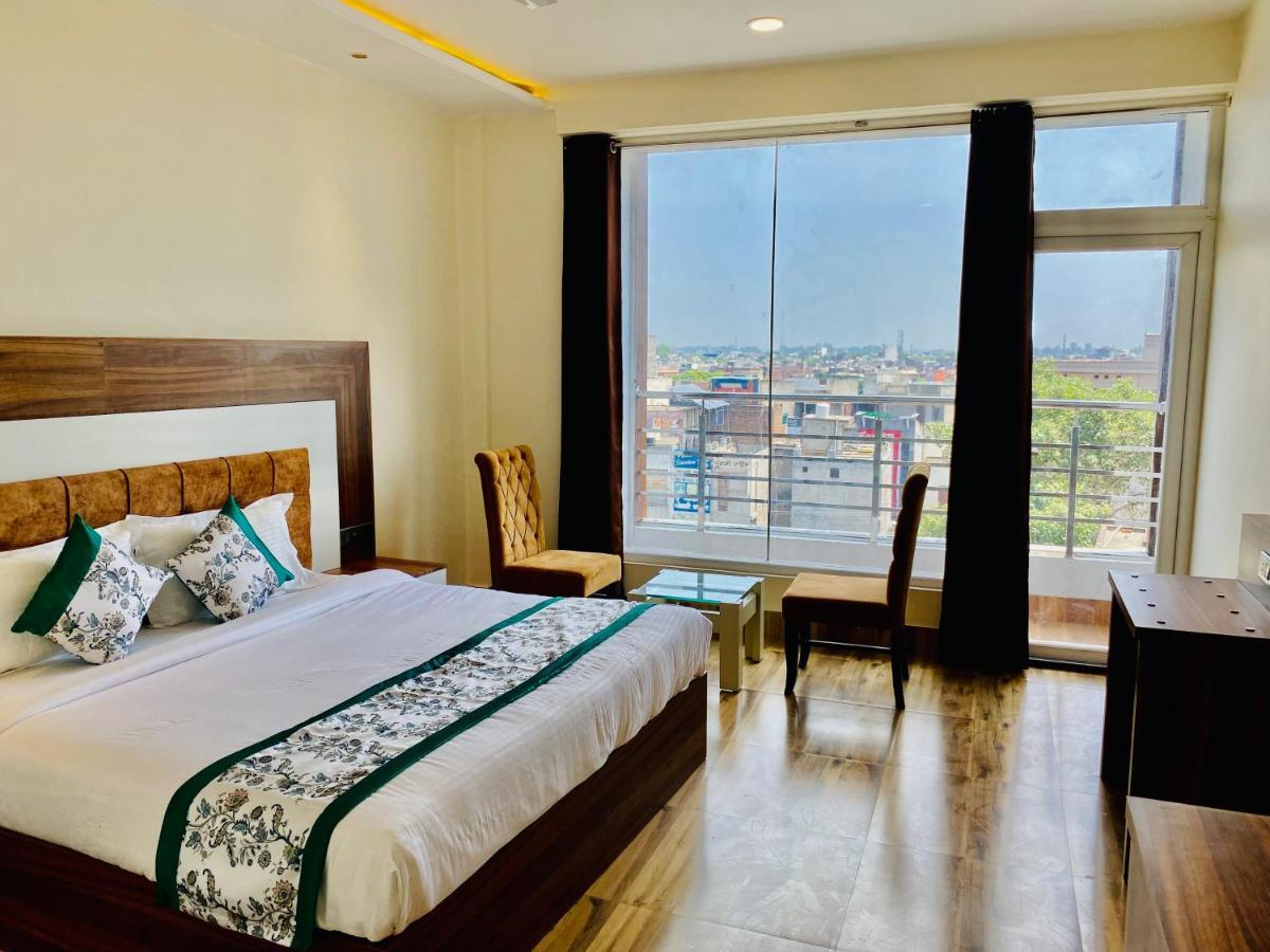 Hotel White House By An Hotels - Walking Distance From Golden Temple Amritsar Exterior foto