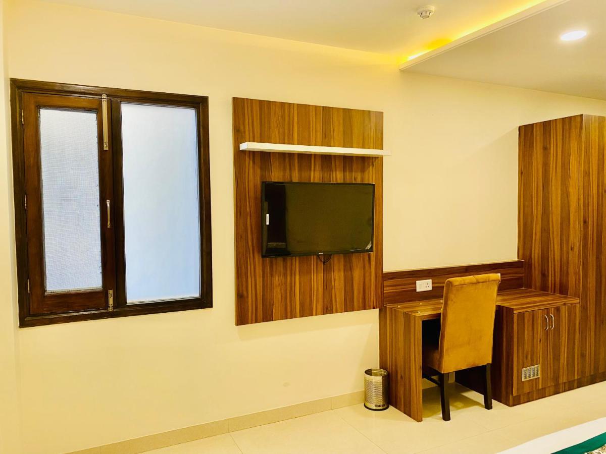 Hotel White House By An Hotels - Walking Distance From Golden Temple Amritsar Exterior foto